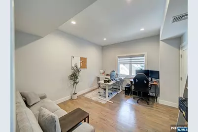 403 Northwood Way A #A, Palisades Park, NJ 07650 - Photo 15