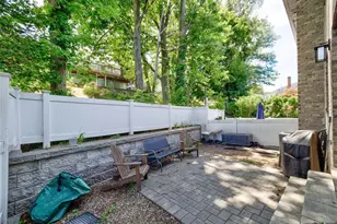 403 Northwood Way A, Palisades Park, NJ 07650 - Photo 25