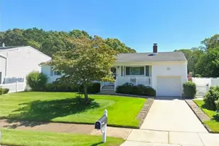 558 Mark Dr, Brick, NJ 08723 - Photo 1