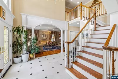 525 Kings Point Trail, Franklin Lakes, NJ 07417 - Photo 7