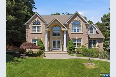 525 Kings Point Trail, Franklin Lakes, NJ 07417 - Photo 3