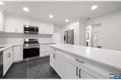 408 Dogwood Court T075 #T075, Norwood, NJ 07648 - Photo 11