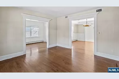 66 Crescent Avenue, Cliffside Park, NJ 07010 - Photo 5