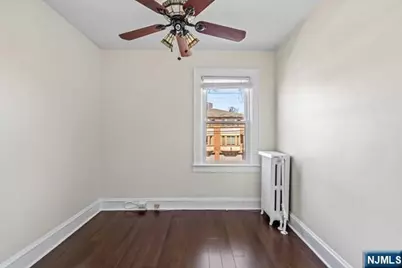 66 Crescent Avenue, Cliffside Park, NJ 07010 - Photo 21