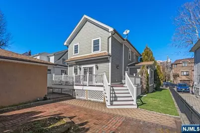 66 Crescent Avenue, Cliffside Park, NJ 07010 - Photo 29