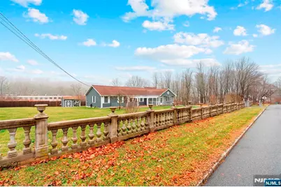 18 Old Wolfe Road, Mount Olive, NJ 07828 - Photo 3