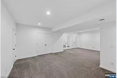 18 Winfield Drive 802 #802, Woodcliff Lake, NJ 07677 - Photo 43