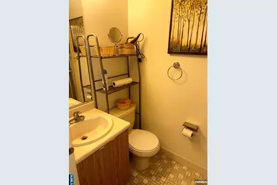 8 Alana Drive, Hawthorne, NJ 07506 - Photo 19
