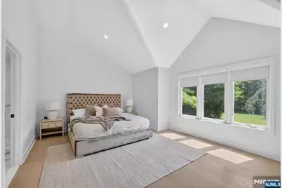 22 Glen Carl Road, Upper Saddle River, NJ 07458 - Photo 29