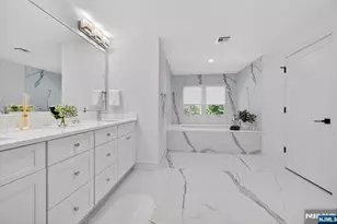 22 Glen Carl Rd, Upper Saddle River, NJ 07458 - Photo 25