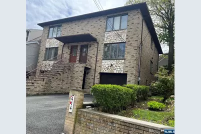 414 Lafayette Avenue, Cliffside Park, NJ 07010 - Photo 1