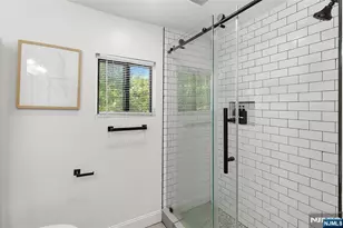 22 8th Ave, Newark, NJ 07104 - Photo 21