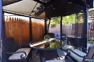 22 8th Ave, Newark, NJ 07104 - Photo 25