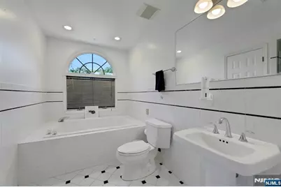 348 Highwood Avenue, Glen Rock, NJ 07452 - Photo 19