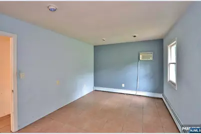 122 Dawes Highway, Pompton Lakes, NJ 07442 - Photo 15