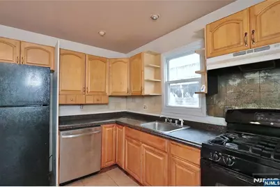 122 Dawes Highway, Pompton Lakes, NJ 07442 - Photo 9