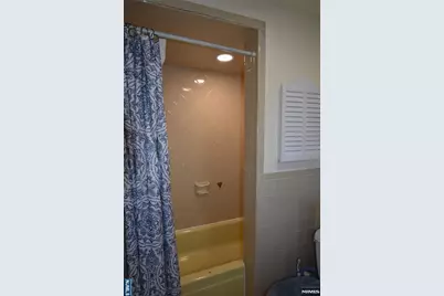 126 California Avenue A #A, New Milford, NJ 07646 - Photo 19