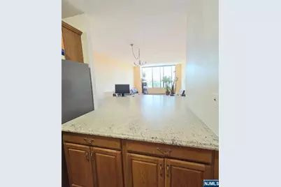 770 Anderson Avenue 18F #18F, Cliffside Park, NJ 07010 - Photo 3