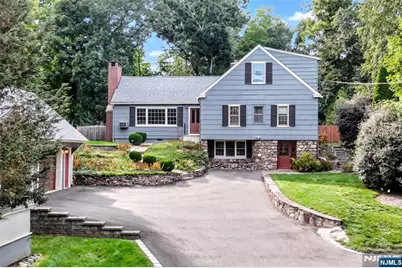 497 W Saddle River Road, Upper Saddle River, NJ 07458 - Photo 3