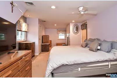46 Wilcox Street, Dumont, NJ 07628 - Photo 25