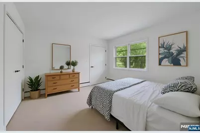 403 Oakland Avenue, Oakland, NJ 07436 - Photo 23