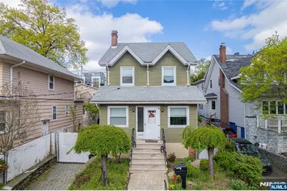 429 Palisade Avenue, Cliffside Park, NJ 07010 - Photo 1