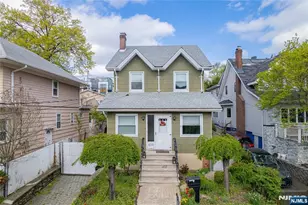 429 Palisade Ave, Cliffside Park, NJ 07010 - Photo 1