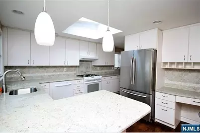 153 Sunset Lane, Tenafly, NJ 07670 - Photo 9