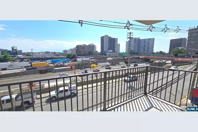 201 Bridge Plaza 3F #3F, Fort Lee, NJ 07024 - Photo 7