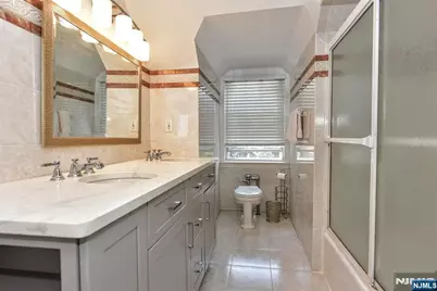 185 E Palisade Avenue B1B #B1B, Englewood, NJ 07631 - Photo 25