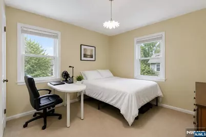 711 Rutland Avenue, Teaneck Township, NJ 07666 - Photo 13