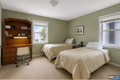 711 Rutland Avenue, Teaneck Township, NJ 07666 - Photo 11