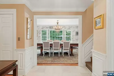 549 Lee Court, Wyckoff Township, NJ 07481 - Photo 5