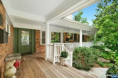 549 Lee Court, Wyckoff Township, NJ 07481 - Photo 3