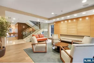 250 Henley Place 210 #210, Weehawken, NJ 07086 - Photo 43
