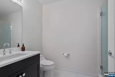 250 Henley Place 210 #210, Weehawken, NJ 07086 - Photo 17