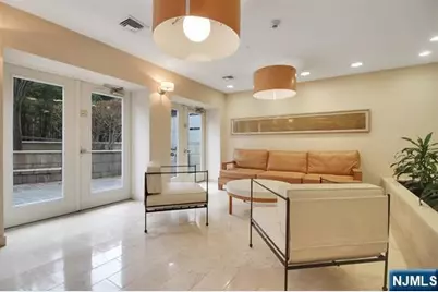 250 Henley Place 210 #210, Weehawken, NJ 07086 - Photo 41
