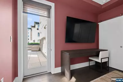 250 Henley Place 210 #210, Weehawken, NJ 07086 - Photo 31