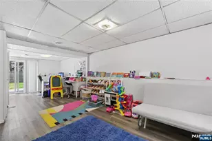 195 4th St, Cresskill, NJ 07626 - Photo 17