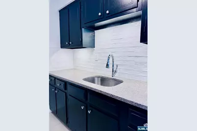 313 Grantwood Boulevard 6 #6, Palisades Park, NJ 07650 - Photo 15