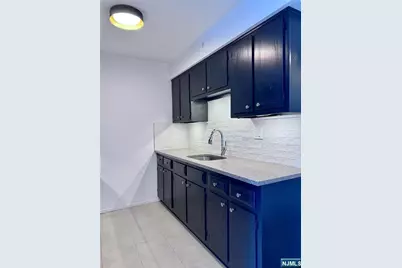 313 Grantwood Boulevard 6 #6, Palisades Park, NJ 07650 - Photo 17
