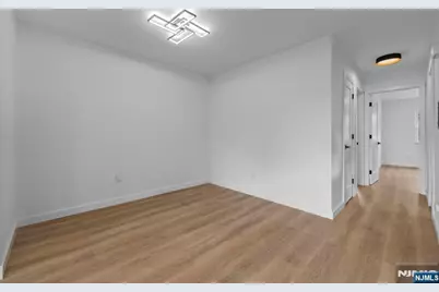 313 Grantwood Boulevard 6 #6, Palisades Park, NJ 07650 - Photo 7