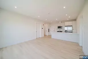 401 E Central Blvd 4A, Palisades Park, NJ 07650 - Photo 3