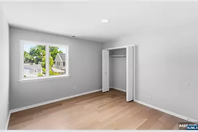 131 Haase Avenue, Paramus, NJ 07652 - Photo 23