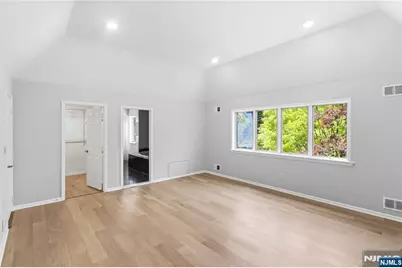 131 Haase Avenue, Paramus, NJ 07652 - Photo 27