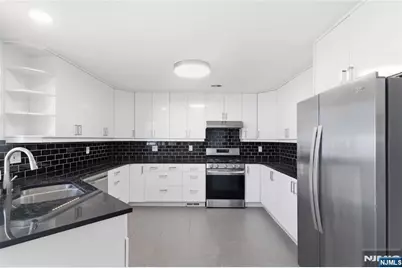 131 Haase Avenue, Paramus, NJ 07652 - Photo 13