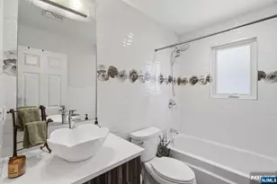 1077 Anderson, Fort Lee, NJ 07024 - Photo 21