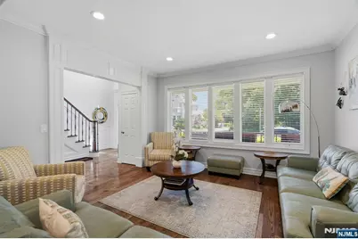 1077 Anderson, Fort Lee, NJ 07024 - Photo 5