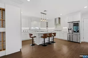 1077 Anderson, Fort Lee, NJ 07024 - Photo 9