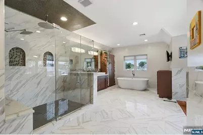 1077 Anderson, Fort Lee, NJ 07024 - Photo 33